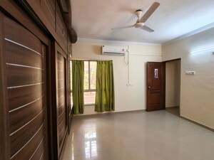 Master Bedroom in 2.5 BHK Apartment at Lakshadeep Palace, Pimple Saudagar – for Rent