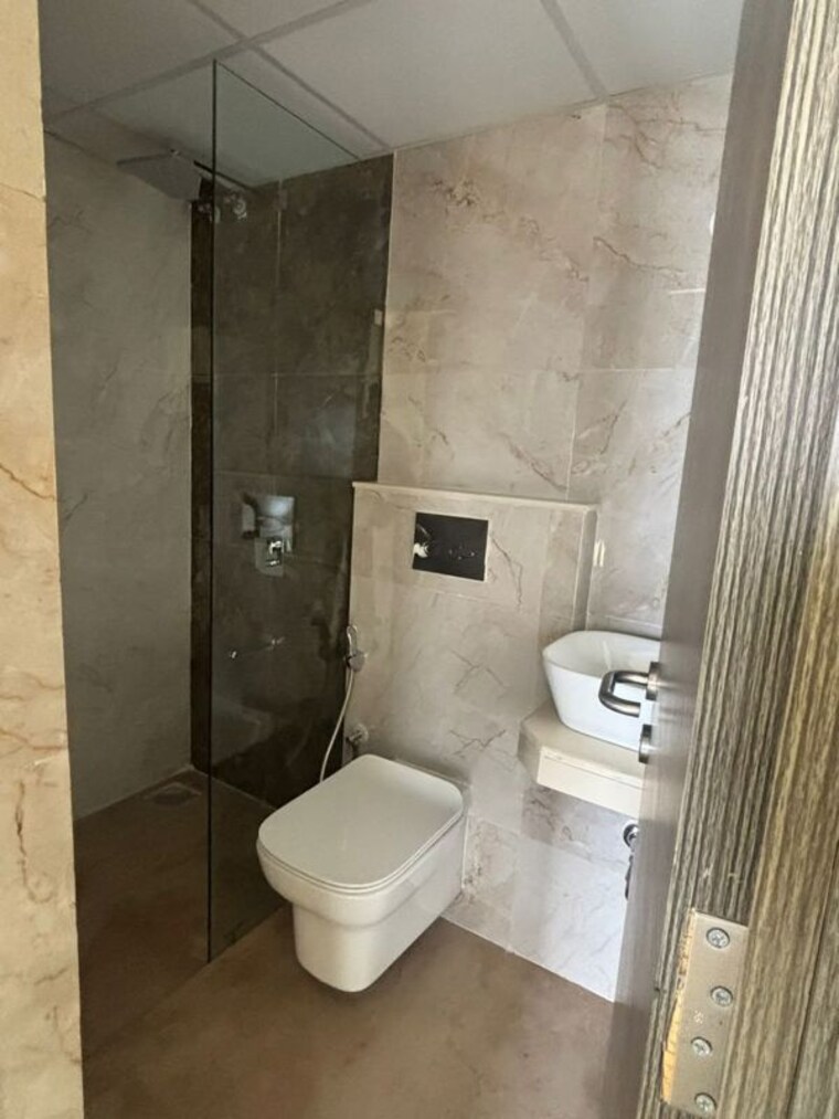 Bathroom, im-applaud-38 1 Bedroom 500 Sq.Ft. Apartment In Goregaon East Mumbai 10476240