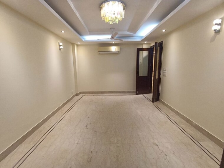 Living Room, greater kailash i 3 Bedroom 1872 Sq.Ft. Builder Floor In Greater Kailash I Delhi 10476245
