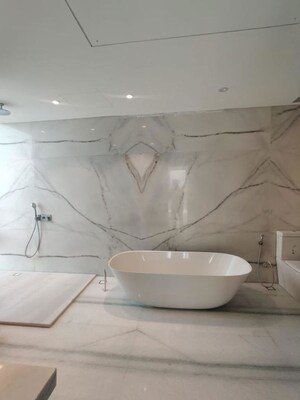 Bathroom in 6 BHK Apartment at Indiabulls Blu, Worli – for Rent