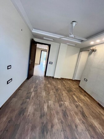 4 BHK + Pooja Room 2452 Sq.Ft. Builder Floor in Unitech South City II