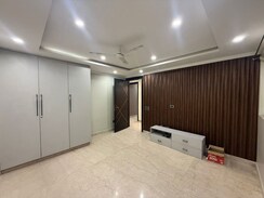 3 BHK + Pooja Room Builder Floor For Rent in Unitech South City II