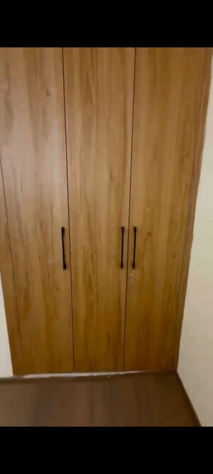 Furnished Amenities in 2 BHK Apartment at Jaypee Kensington Park Apartments, Sector 133 – for Rent