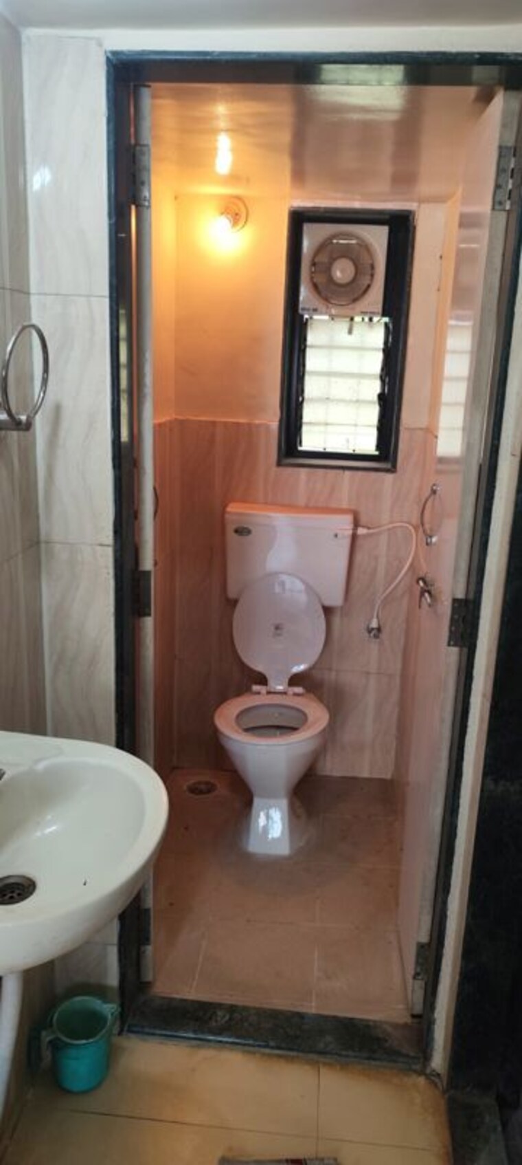 Bathroom, shanti sheela society 1 Bedroom 650 Sq.Ft. Apartment In Shanti Sheela Society Pune 10476387