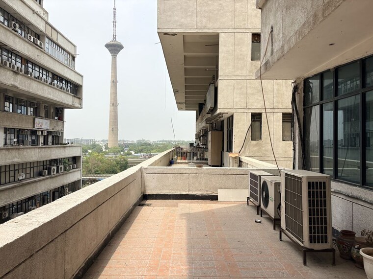 Exterior View, netaji subhash place Commercial Office Space 1550 Sq.Ft. In Netaji Subhash Place Delhi 10476391