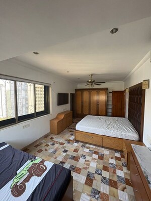 Bedroom in 6+ BHK Penthouse at Aashiyana Apartments, Bandra West – for Sale