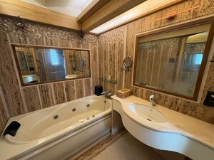 Bathroom in 6+ BHK Penthouse at Aashiyana Apartments, Bandra West – for Sale