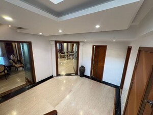 Bedroom in 6+ BHK Penthouse at Aashiyana Apartments, Bandra West – for Sale