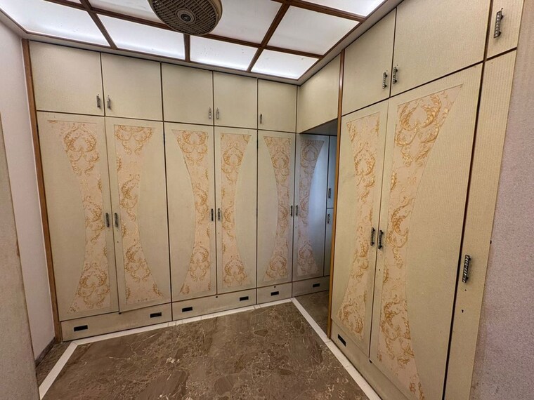 Cupboard, aashiyana-apartments 6+ Bedroom 5000 Sq.Ft. Penthouse In Bandra West Mumbai 10470321