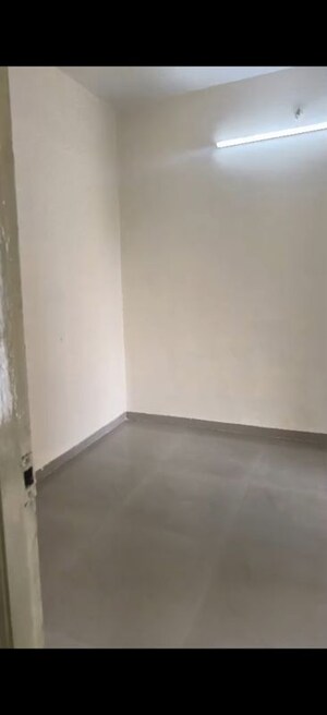 Room in 1 BHK Apartment at Swaraj Symphony, Kharghar Sector 10 – for Rent