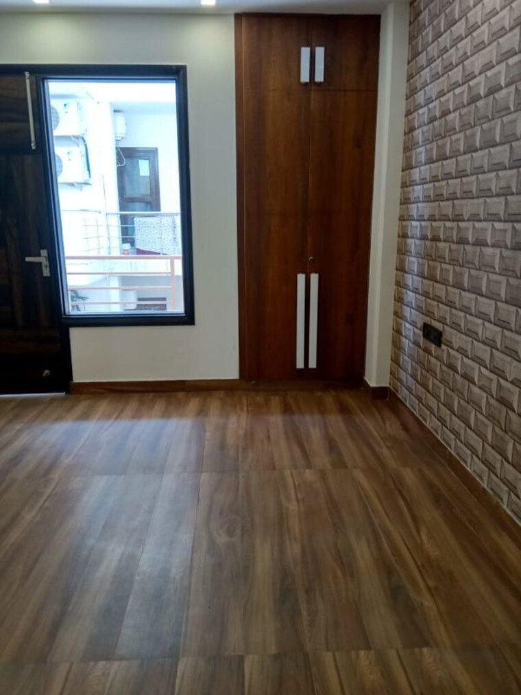 Room, ireo-uptown 2.5 Bedroom 1440 Sq.Ft. Apartment In Sector 66 Gurgaon 10476444