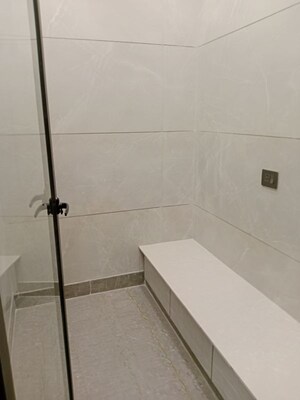 Furnished Amenities in 2 BHK Builder Floor at Sector 18 – for Rent