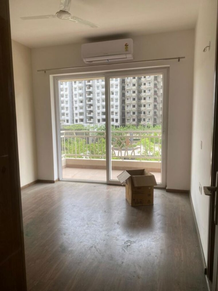 Room, the-center-court 3 Bedroom 1900 Sq.Ft. Apartment In Sector 88a Gurgaon 10476474
