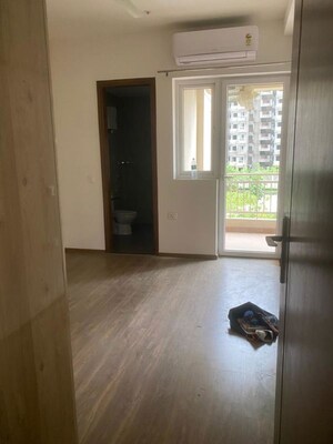 Room in 3 BHK Apartment at The Center Court, Sector 88a – for Rent