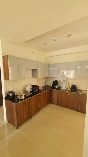 Kitchen in 4 BHK Apartment at Amrapali Leisure Park, Amrapali Leisure Valley – for Rent