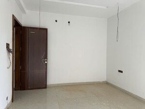 Room in 3 BHK Apartment at Varun Residency Sainikpuri, Sainikpuri – for Sale