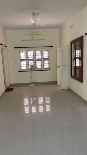 Living Room in  Pg at High Grounds – for Rent