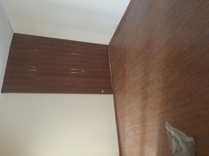 Furnished Amenities in 2 BHK Apartment at Mahagun Mantra II, Sector 10 Greater Noida – for Sale