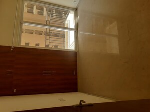 Room in 2 BHK Apartment at Mahagun Mantra II, Sector 10 Greater Noida – for Sale