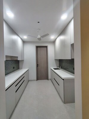 Kitchen in 4 BHK Apartment at Lokhandwala Infrastructure Minerva, Mahalaxmi – for Rent