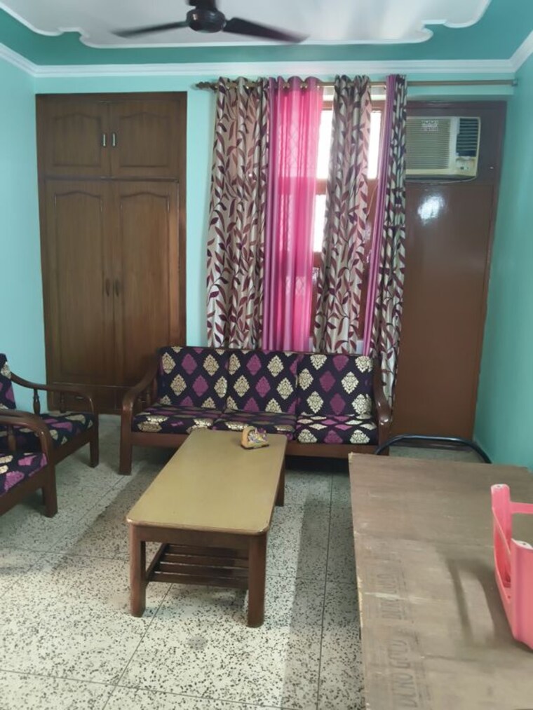 Living Room, purvanchal-panchahuli 2.5 Bedroom 1150 Sq.Ft. Apartment In Sector 61 Noida 10476532