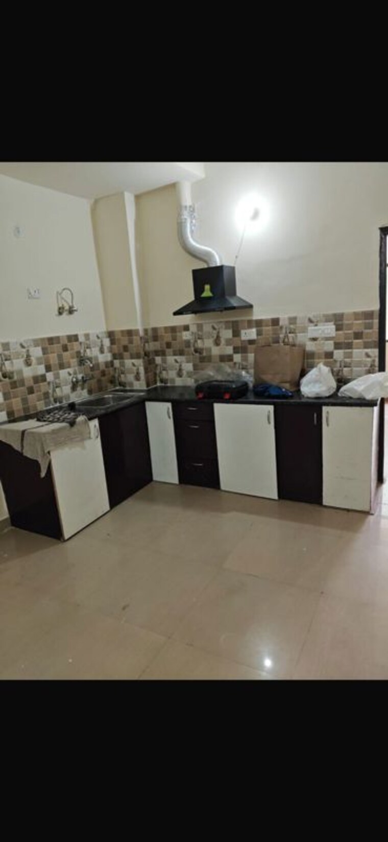 Team Area, maan-heights 3 Bedroom 1200 Sq.Ft. Builder Floor In Gaur City 1 Greater Noida 10476546
