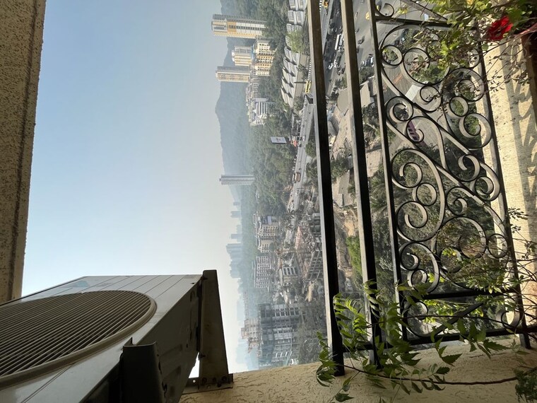 Balcony, vijay-orovia 1 Bedroom 450 Sq.Ft. Apartment In Ghodbunder Road Thane 10476567