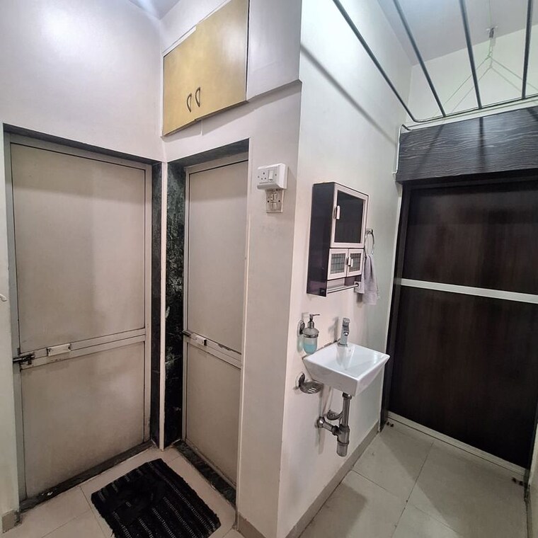 Kitchen, rashmi-complex-teen-hath-naka 1.5 Bedroom 447 Sq.Ft. Apartment In Dharamveer Nagar Thane 10476656