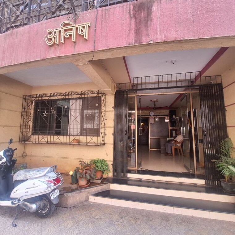  Parking, rashmi-complex-teen-hath-naka 1.5 Bedroom 447 Sq.Ft. Apartment In Dharamveer Nagar Thane 10476656