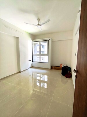 Room in 3 BHK Apartment at Pristine Allure, Kharadi – for Rent
