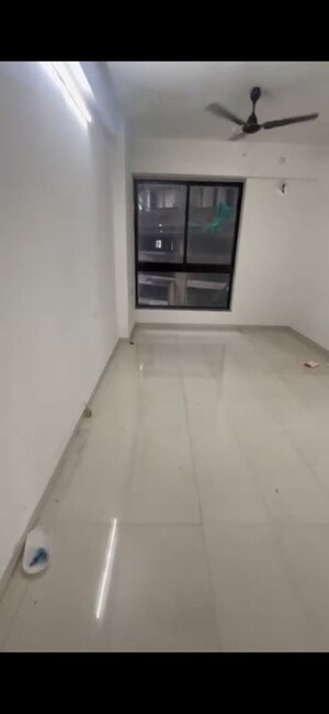 Room in 2 BHK Apartment at Sunteck City Avenue 2, Goregaon West – for Rent