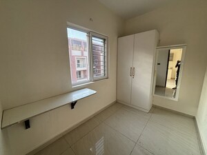 Room in 2.5 BHK Apartment at Urbanrise On Cloud 33, Bachupally – for Rent