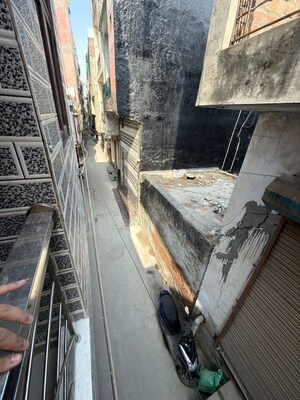 Balcony in 2 BHK Builder Floor at Dwarka Mor – for Rent