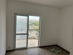 Room in 3 BHK Builder Floor at Parklands, Sector 85 – for Sale