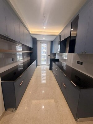 Kitchen in 3 BHK Builder Floor at Sector 85 – for Rent