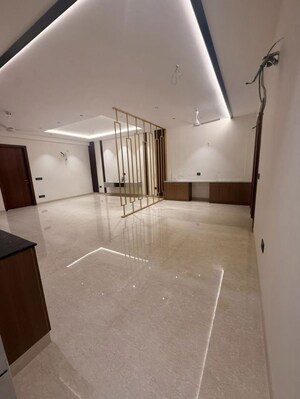 Kitchen in 3 BHK Builder Floor at Sector 85 – for Rent