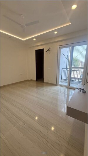 Room in 3 BHK Builder Floor at Sector 85 – for Rent