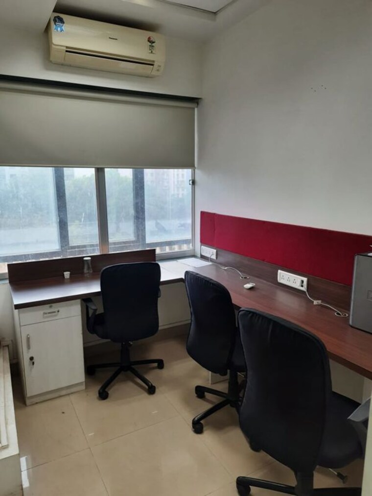 Team Area, filix-tower Commercial Office Space 1000 Sq.Ft. In Bhandup West Mumbai 10476890