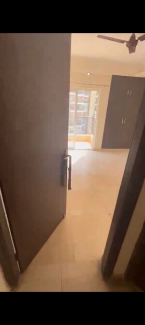 Bathroom in 3 BHK Apartment at Himalaya Pride, Tech Zone 4 Greater Noida – for Rent