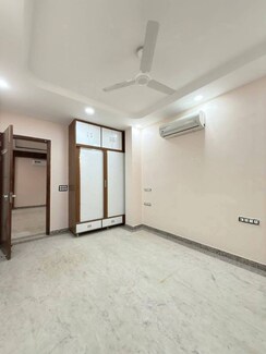 3 BHK + Store Room Builder Floor For Rent in Paramount Emotions