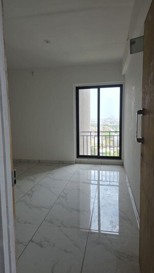 Room in 2 BHK Apartment at Udhana – for Rent