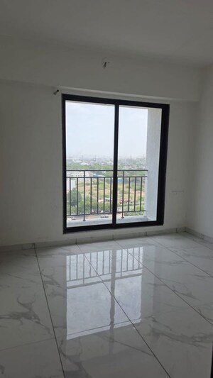 Room in 2 BHK Apartment at Udhana – for Rent