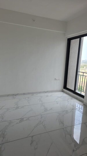 2 BHK Apartment For Rent in Udhana