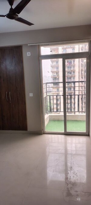 3 BHK Apartment For Rent in Hawelia Valencia Homes, Sector 1 Greater Noida
