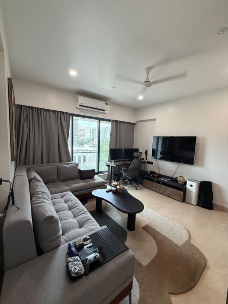 Living Room, hill-n-sea-apartment 2 Bedroom 800 Sq.Ft. Apartment In Bandra West Mumbai 10477129
