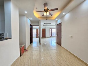 Room in 3 BHK Builder Floor at Chattarpur – for Rent