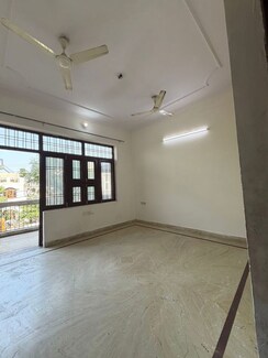 3 BHK + Pooja Room,Servant Room,Study Room,Extra Room,Store Room Apartment For Rent in Sector 21C