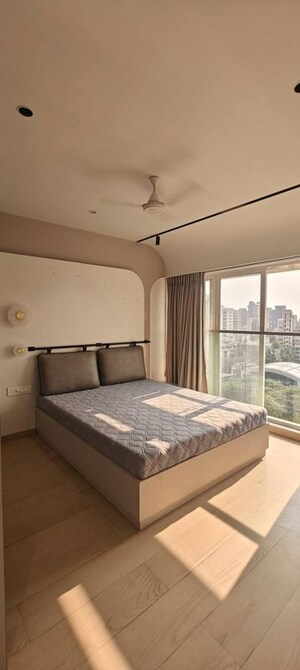 Bedroom in 3 BHK Apartment at Arihant CHS Khar West, Khar West – for Rent