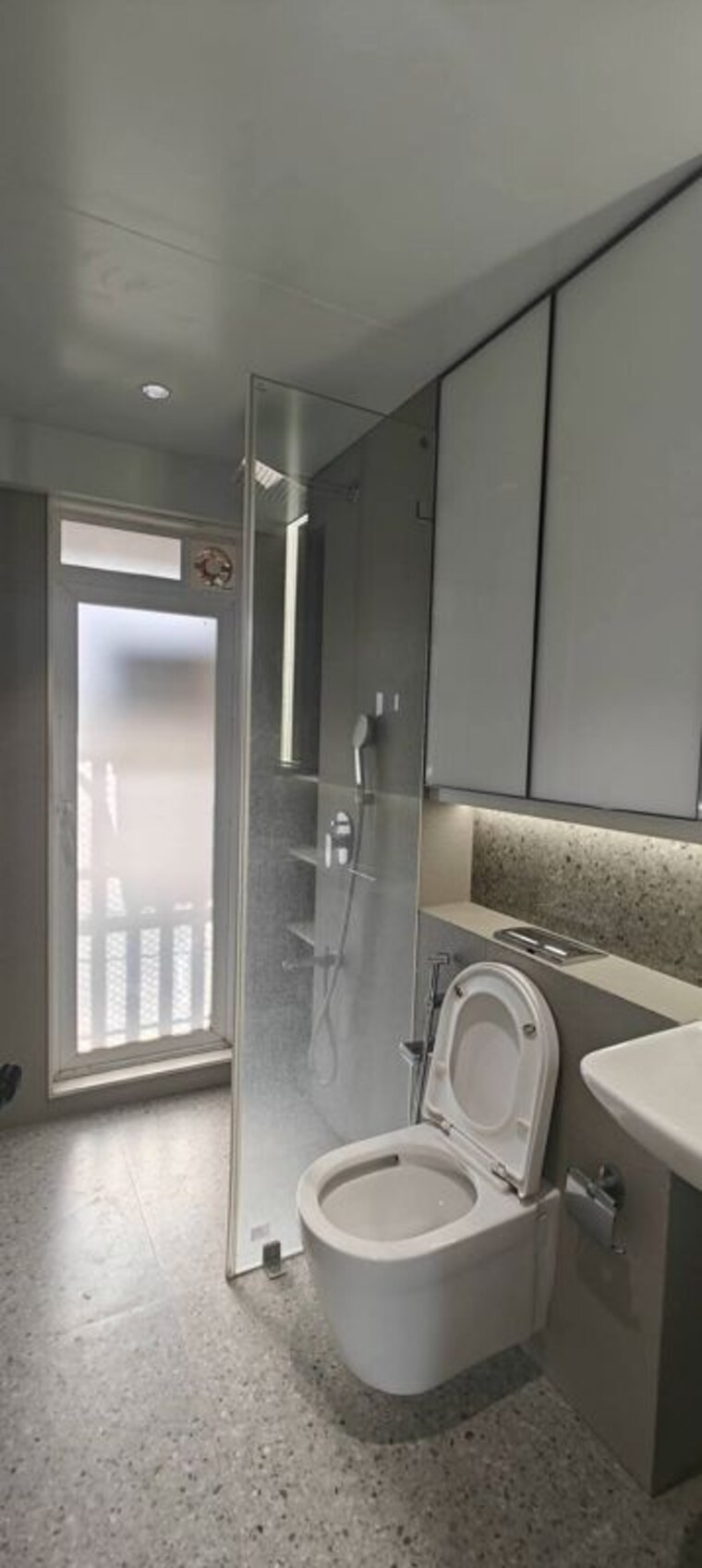 Bathroom, arihant-chs-khar-west 3 Bedroom 1200 Sq.Ft. Apartment In Khar West Mumbai 10477214