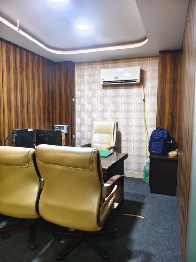 Living Room, sector 63 Commercial Office Space 1440 Sq.Ft. In Sector 63 Noida 10477133